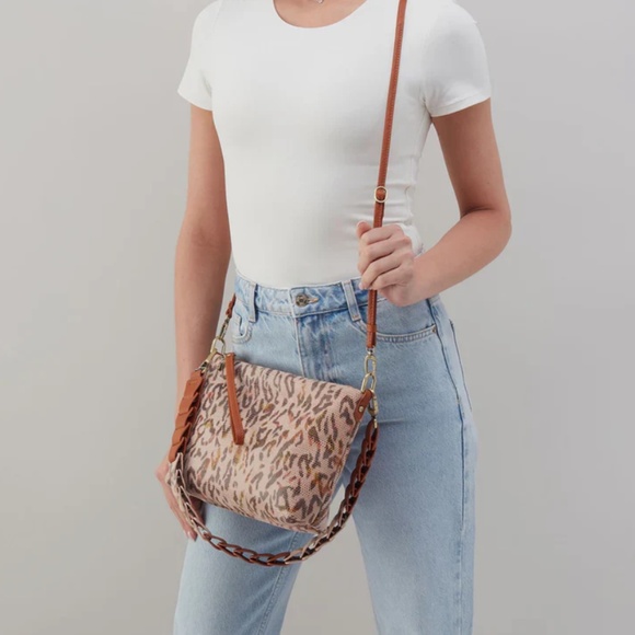 HOBO Kori Crossbody in Summer Safari - Picture 3 of 3